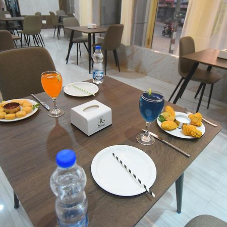 Hotel R Empire Revtree Davangere Exteriér fotografie